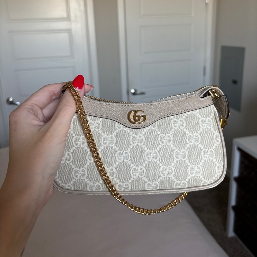 Brand new never used Gucci Ophidia mini bag in beige and white supreme